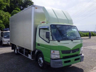 MITSUBISHI CANTER