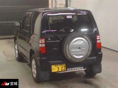 MITSUBISHI PAJERO MINI