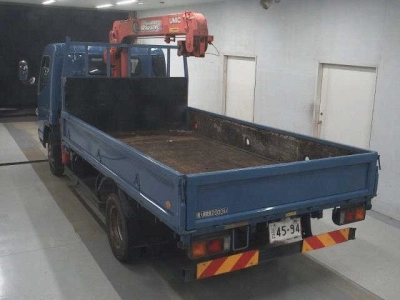 MITSUBISHI CANTER
