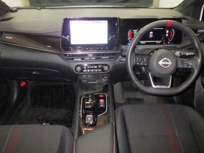NISSAN AURA