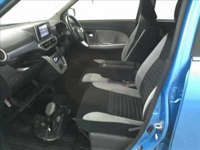 DAIHATSU CAST ACTIVA