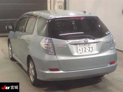 HONDA FIT SHUTTLE