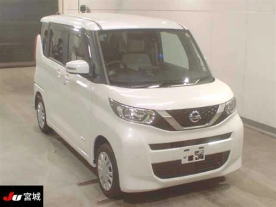 NISSAN ROOX