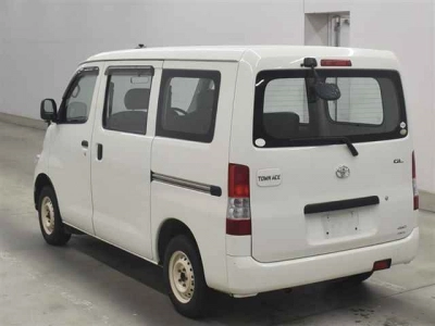 TOYOTA TOWN ACE VAN