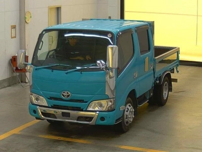 TOYOTA DYNA