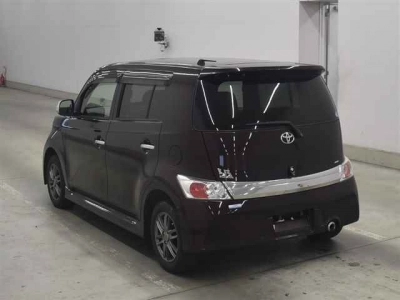 TOYOTA BB