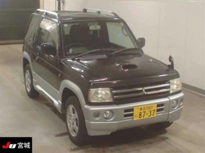 MITSUBISHI PAJERO MINI