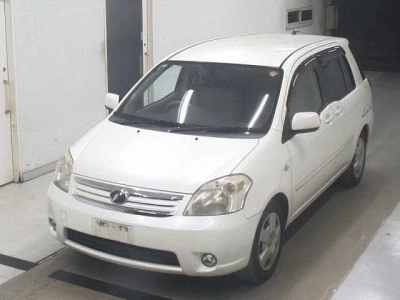 TOYOTA RAUM