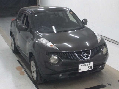 NISSAN JUKE