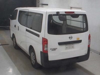 NISSAN NV350 CARAVAN