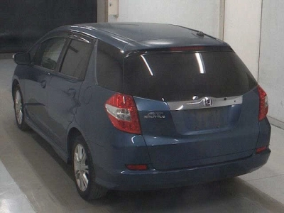 HONDA FIT SHUTTLE