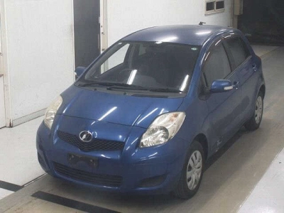 TOYOTA VITZ