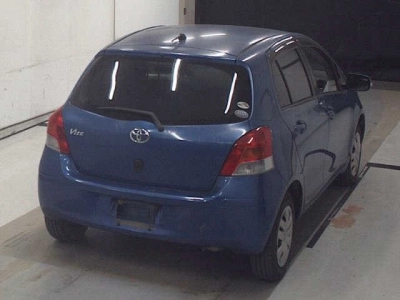 TOYOTA VITZ