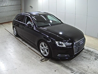 AUDI A4 AVANTE