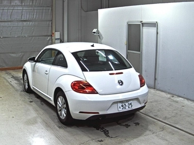 VOLKSWAGEN THE BEETLE