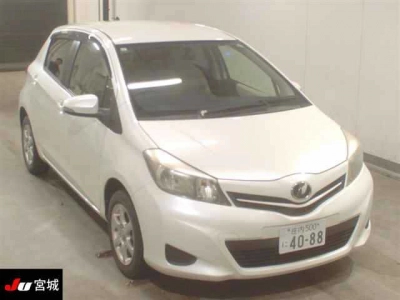 TOYOTA VITZ