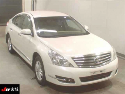 NISSAN TEANA