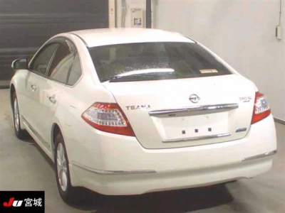 NISSAN TEANA