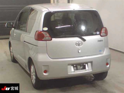 TOYOTA PORTE