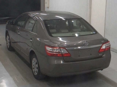 TOYOTA PREMIO