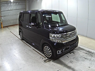 HONDA N BOX CUSTOM