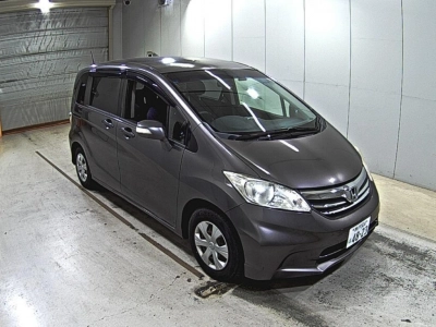 HONDA FREED