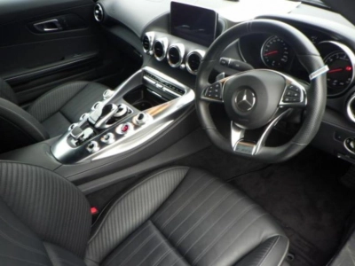 MERCEDES BENZ AMG GT