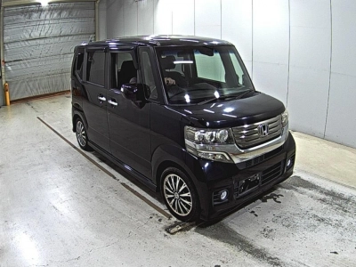 HONDA N BOX CUSTOM