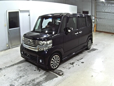 HONDA N BOX CUSTOM