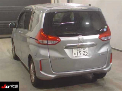HONDA FREED+