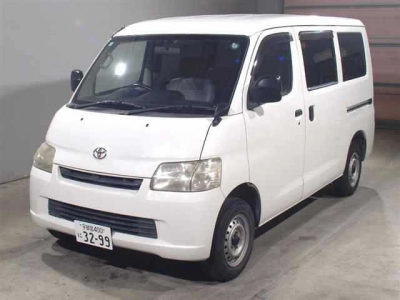 TOYOTA TOWN ACE VAN