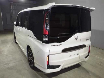 HONDA STEPWGN SPADA