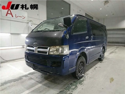 TOYOTA REGIUS VAN