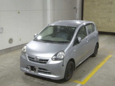 TOYOTA PIXIS EPOCH