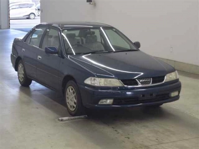 TOYOTA CARINA