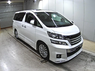 TOYOTA VELLFIRE