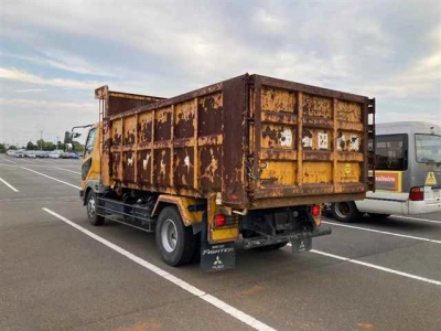 MITSUBISHI FUSO FIGHTER