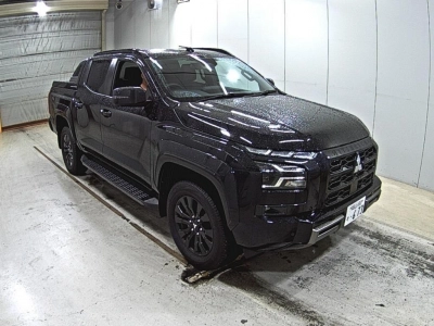 MITSUBISHI TRITON