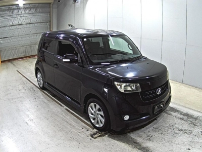 TOYOTA BB