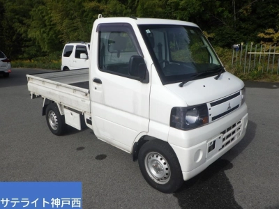 MITSUBISHI MINICAB TRUCK