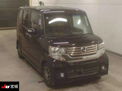 HONDA N BOX CUSTOM