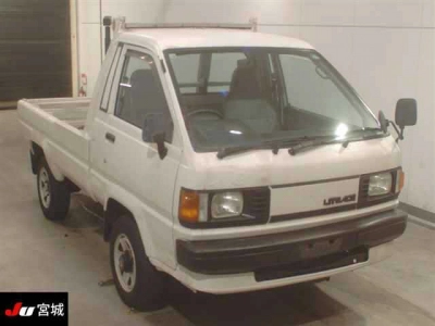 TOYOTA LITE ACE TRUCK