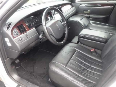 FORD  LINCOLN TOWN KA