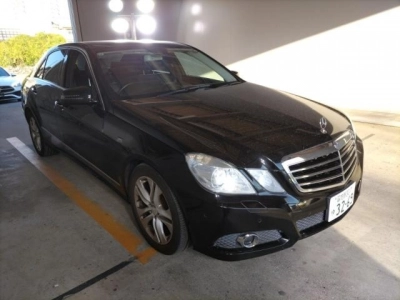 MERCEDES BENZ E CLASS