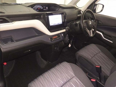 MITSUBISHI DELICA D:2