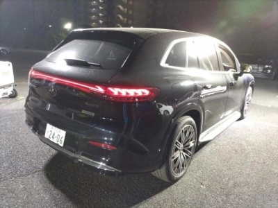 MERCEDES BENZ EQS SUV