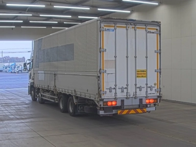 NISSAN DIESEL (UD) QUON