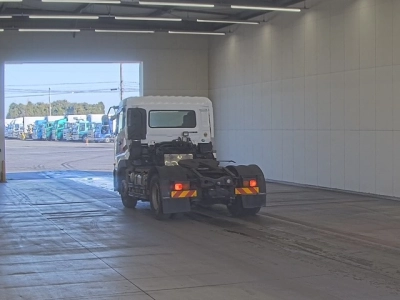 NISSAN DIESEL (UD) QUON