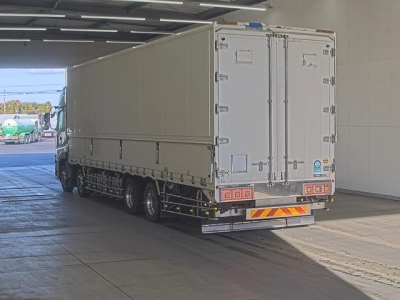 NISSAN DIESEL (UD) QUON