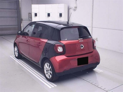 SMART FOURFOUR